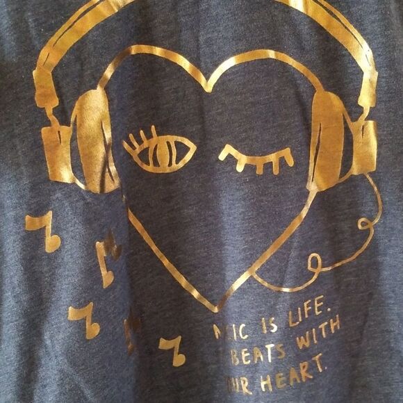 Shirt  - Picture 5 of 5